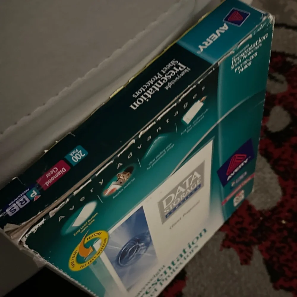 NWT Avery Diamond Clear Presentation Sheet Protectors